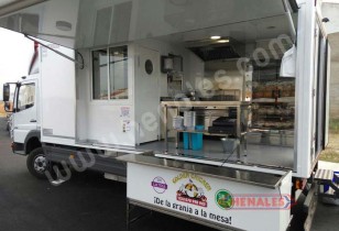 vehiculo-pollos-asados-food-truck-7
